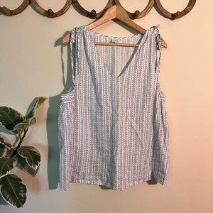 Women’s linen tank top